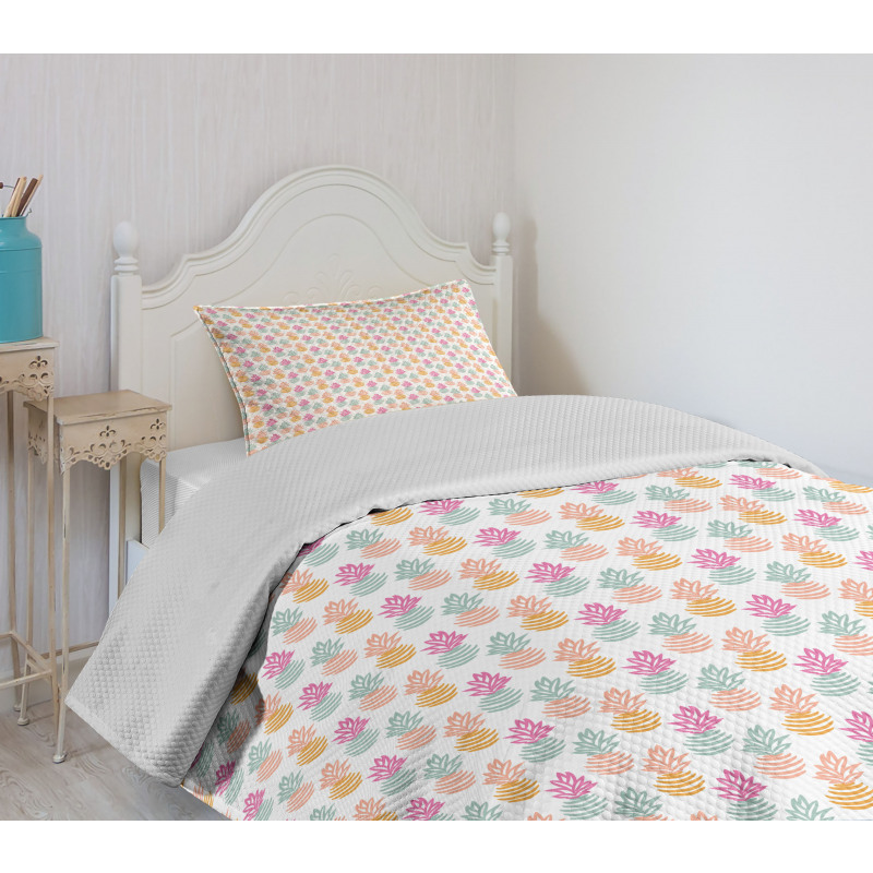 Pineapple with Brush Strokes Bedspread Set