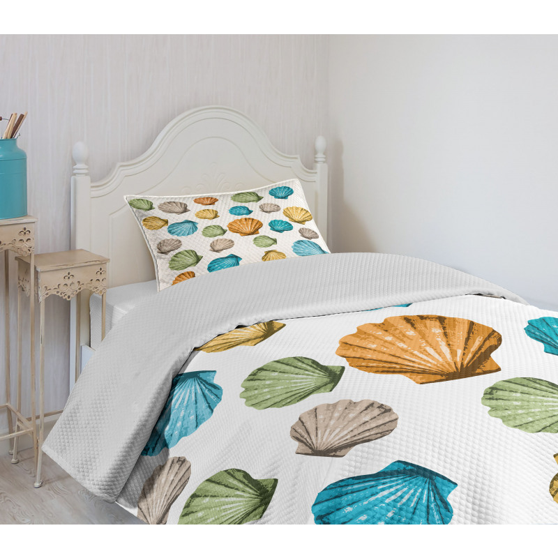 Scallop Bedspread Set