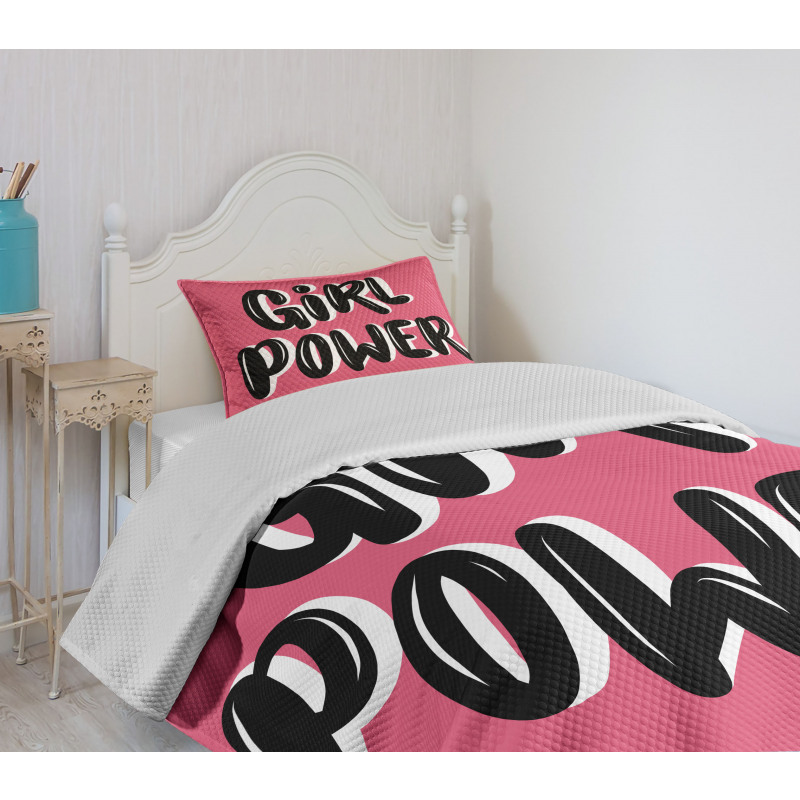 Chunky and Pop Text Bedspread Set