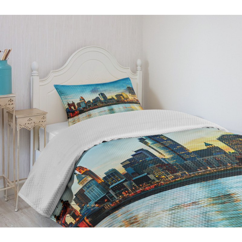 Overview Early Morning Bedspread Set