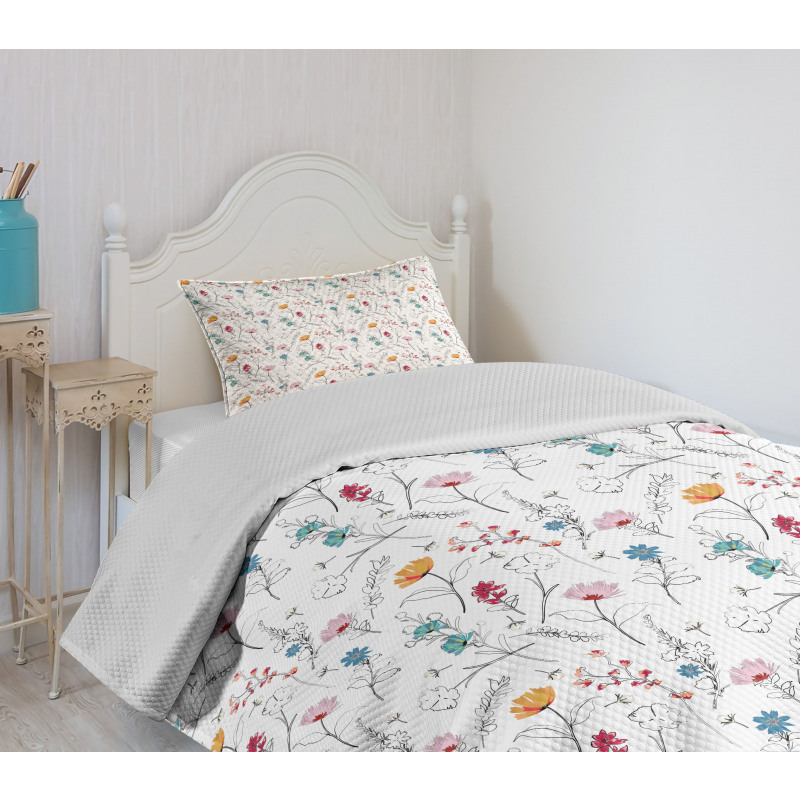 Spring Delicate Flowers Bedspread Set