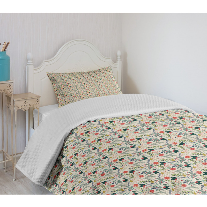 Foliage Motifs Holly Berries Bedspread Set