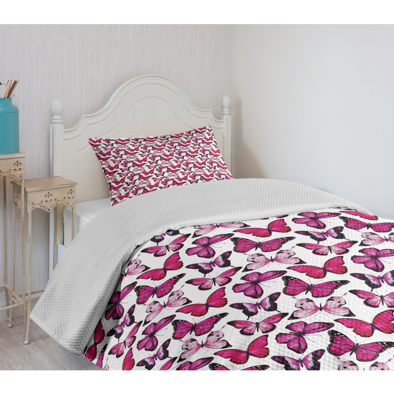 Tender Butterflies Bedspread Set