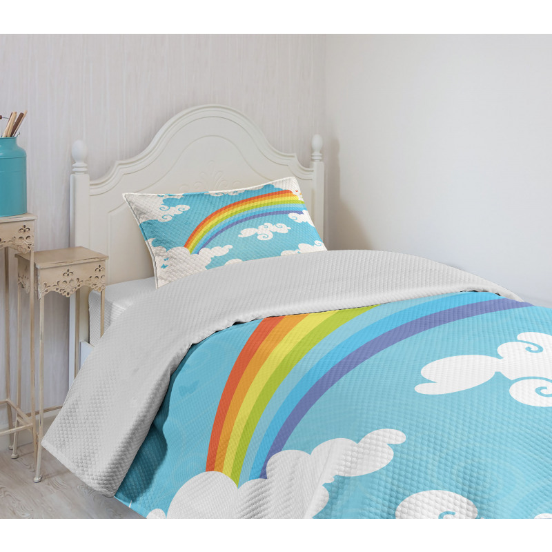 Clouds on Blue Swirl Lines Bedspread Set