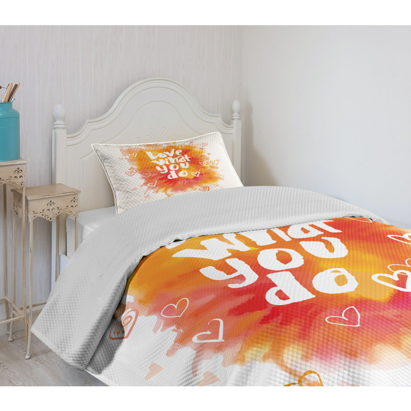 Warm Color Splash Message Bedspread Set