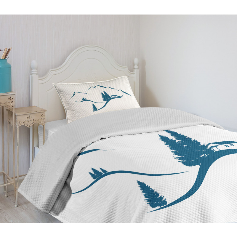 Chalet and Fir Trees Bedspread Set