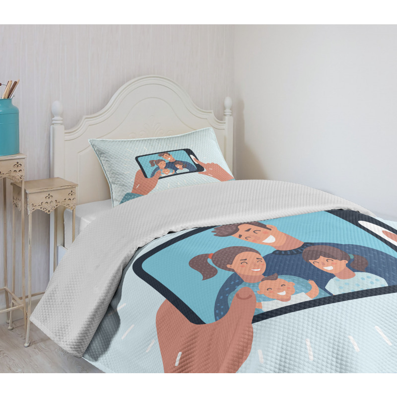 Motherhood Illustration Bedspread Set