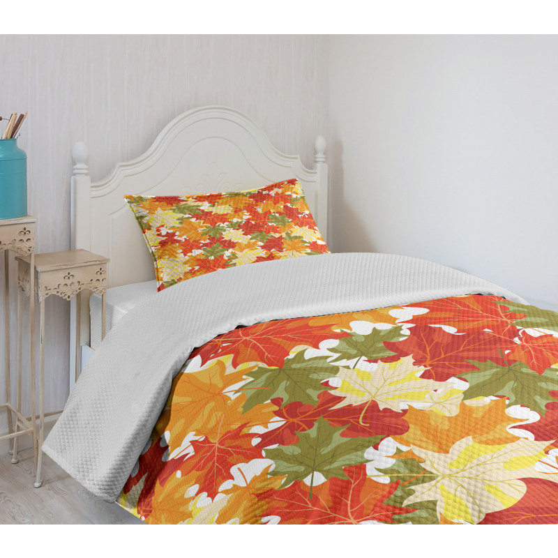 Pile of Foliage Tree Leaves Bedspread Set