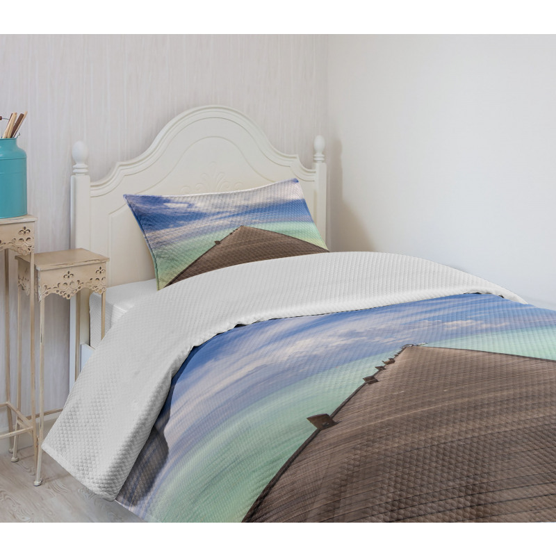 Peaceful View Long Jetty Ocean Bedspread Set