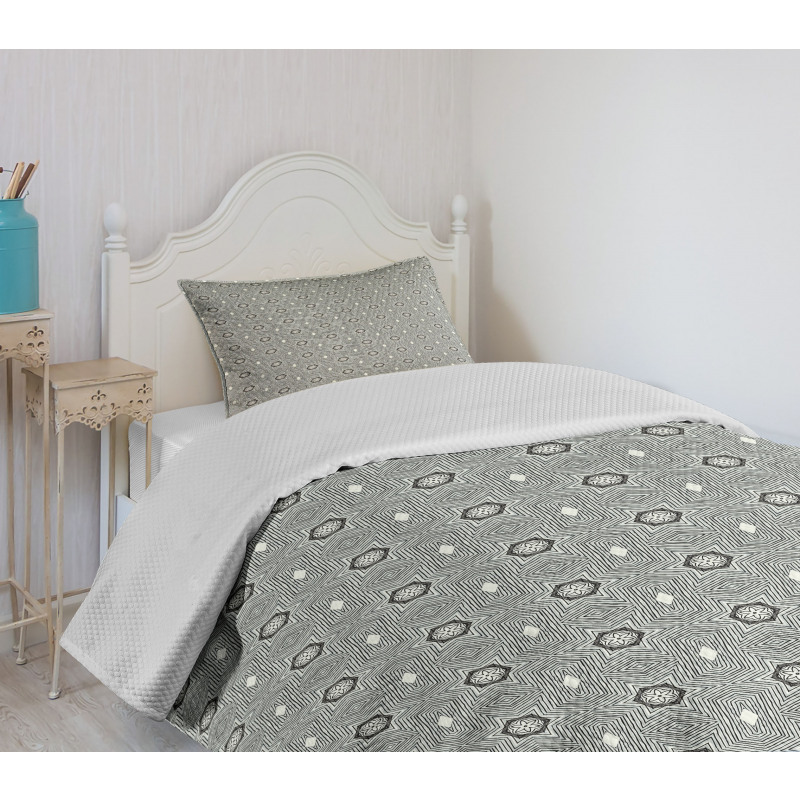 Floral Hatched Motifs Bedspread Set