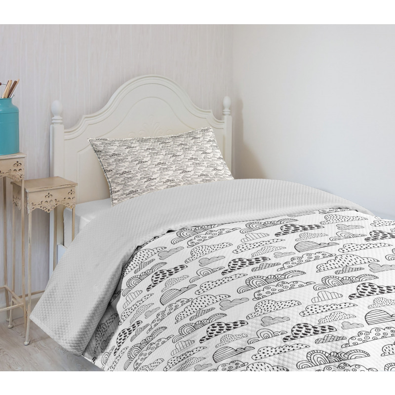 Monochrome Abstract Clouds Bedspread Set