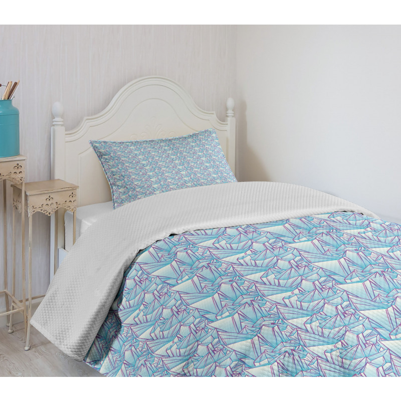 Pattern Blue Toned Crystals Bedspread Set