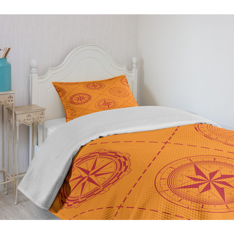 Windrose in Rhombuses Bedspread Set