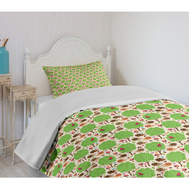 Hedgehogs and Trees Bedspread Set