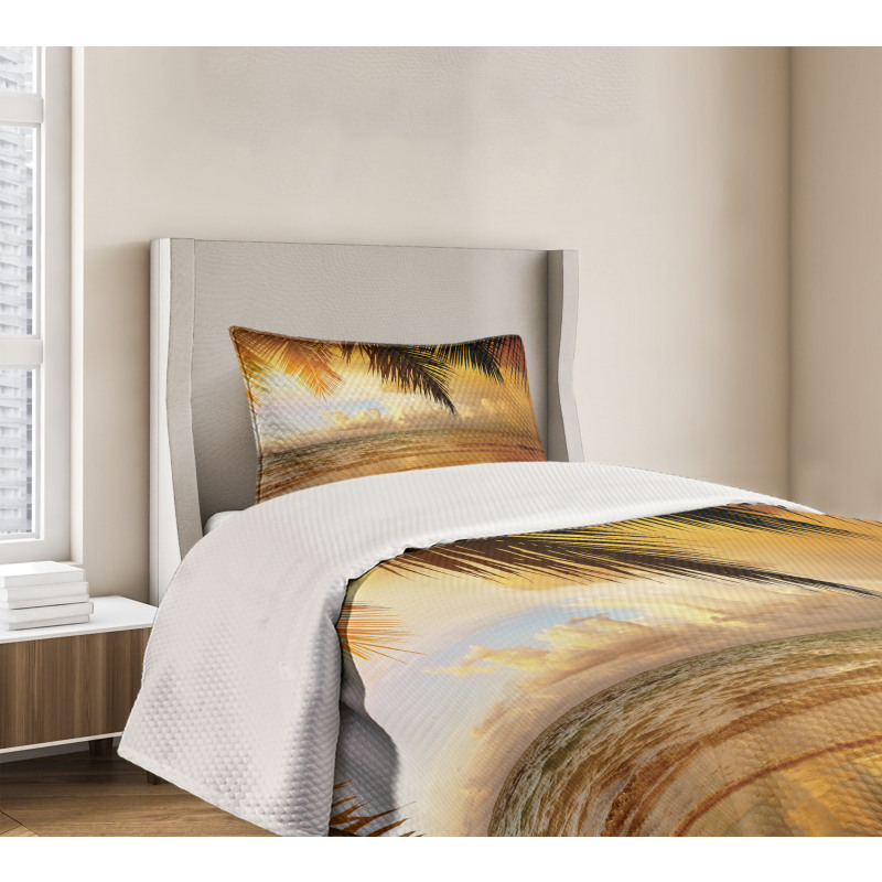 Sunset Caribbean Palms Bedspread Set