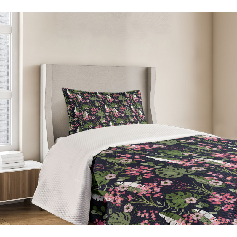 Palm Leaves Flowers Bedspread Set