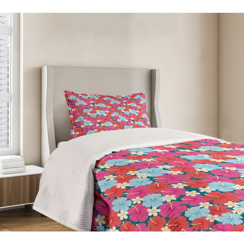 Vivid Tones Hibiscus Flowers Bedspread Set