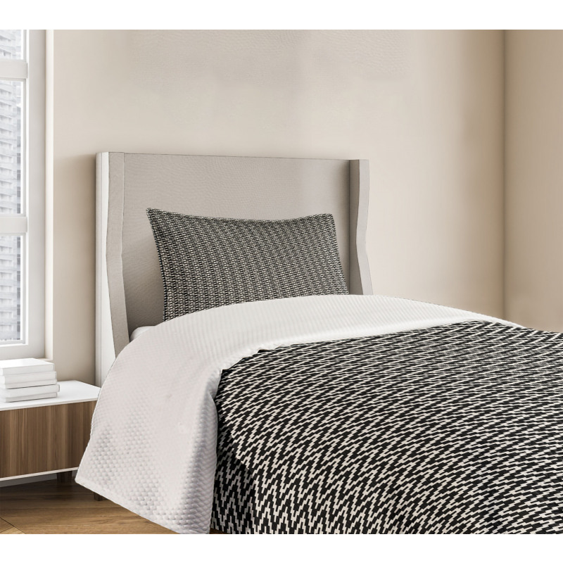 Edgy Lines with Zigzags Art Bedspread Set