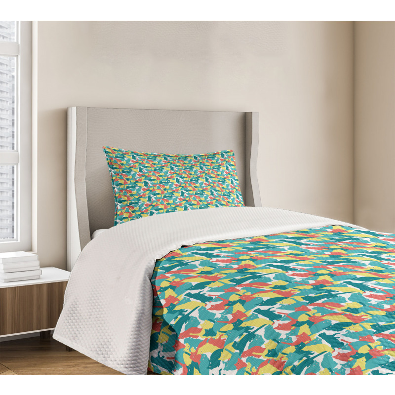 Energetic Kitten Bedspread Set