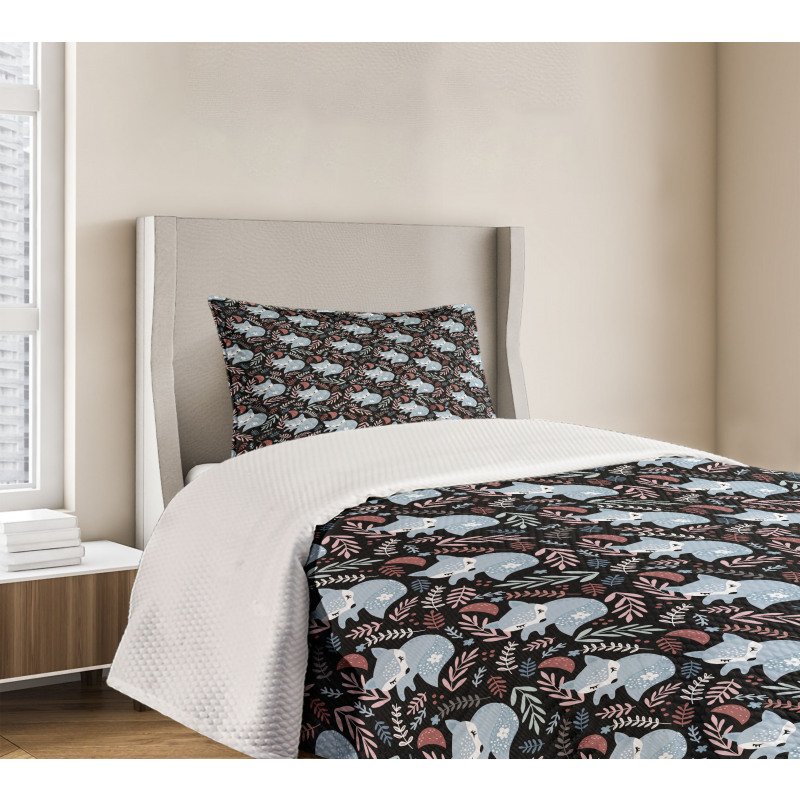 Sleeping Animal and Branches Bedspread Set