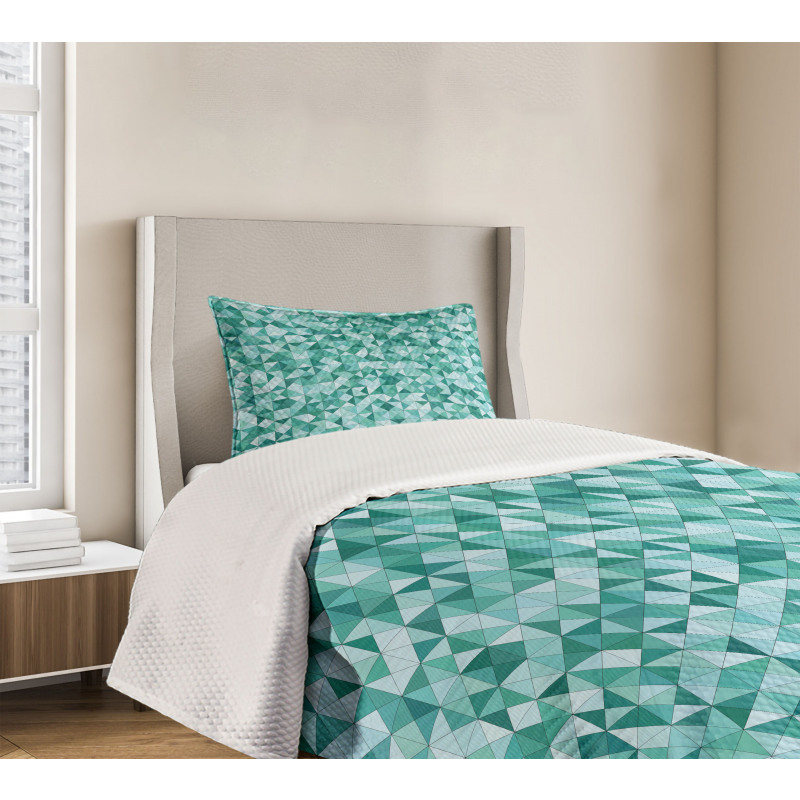 Triangle Mosaic Shape Bedspread Set