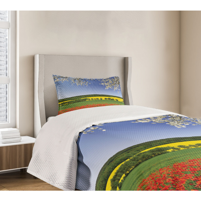 Poppy Field Landscape Bedspread Set