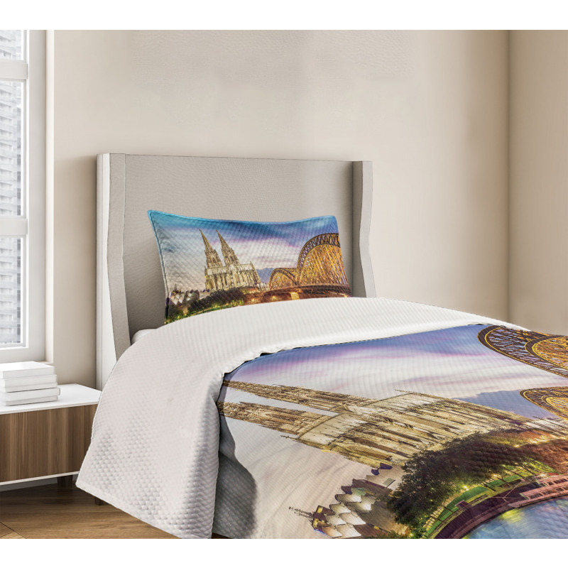 Old Bridge and Rhine Bedspread Set