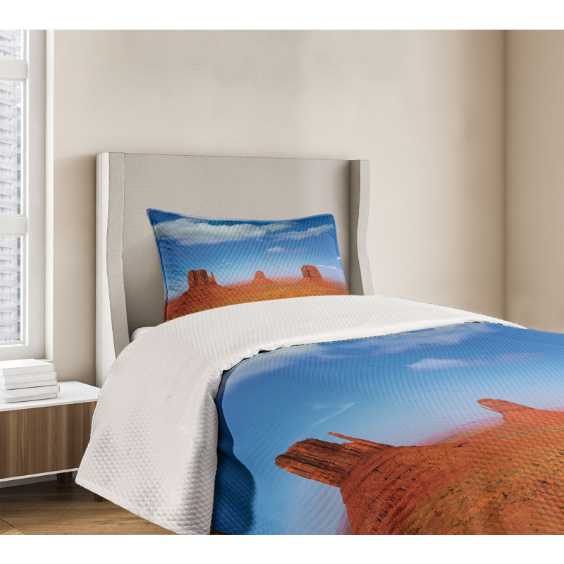 Historical Wild West Bedspread Set