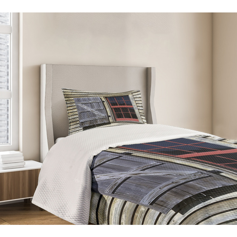 Village Cottage Shutter Bedspread Set