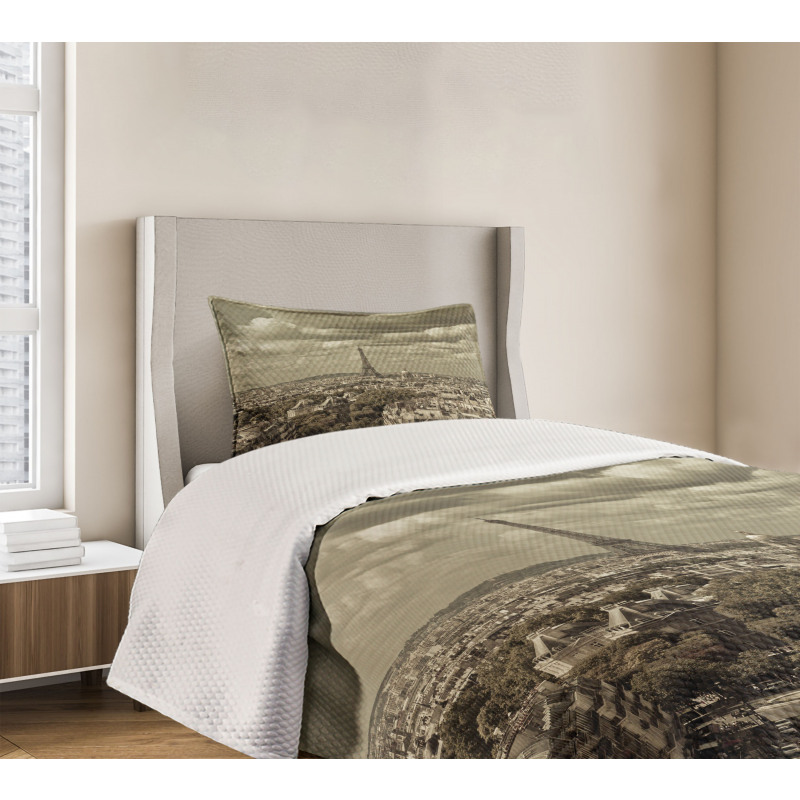 City Skyline of Paris Bedspread Set