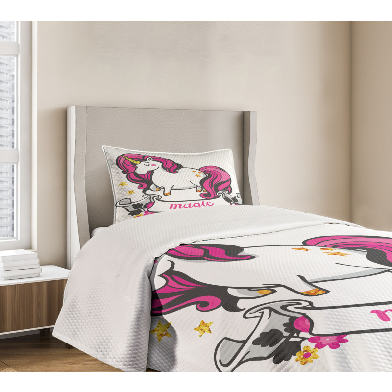 Unicorn with Pink Hair Bedspread Set