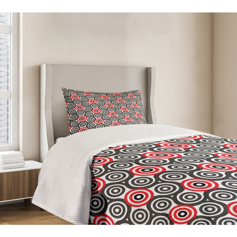 Oval Mosaic Bedspread Set