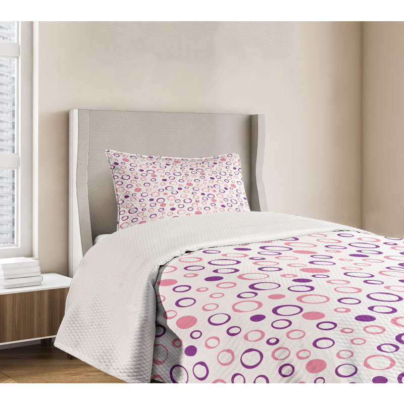 Circulars Bedspread Set