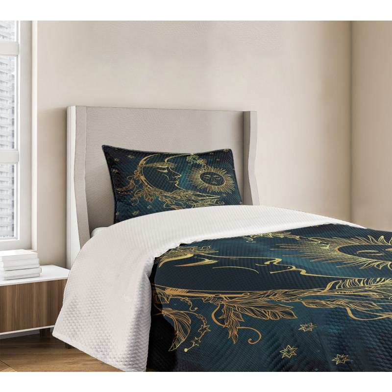 Moon with Boho Feathers Bedspread Set