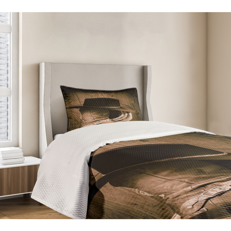 Wild Cowboy Hat Wooden Bedspread Set