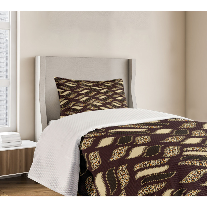 Cheetah Skin Pattern Safari Bedspread Set