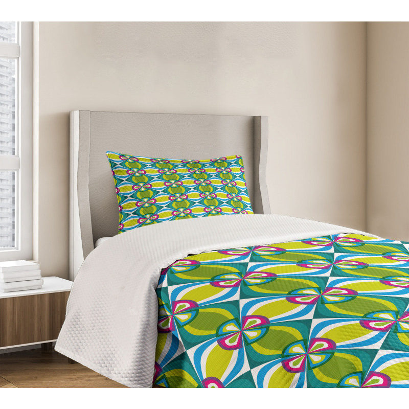 Floral Curvy Checked Bedspread Set