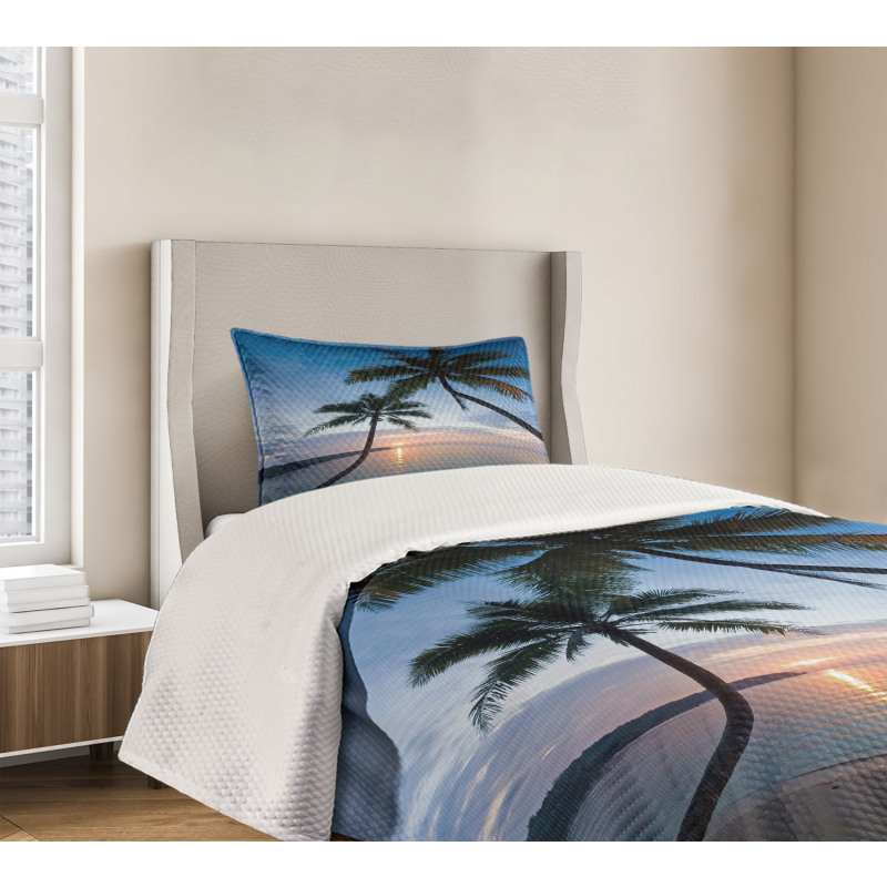 Sunset Beach Thailand Bedspread Set