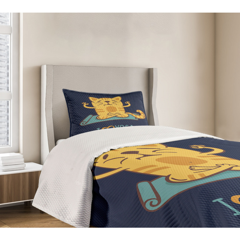 Cat Lotus Position Bedspread Set