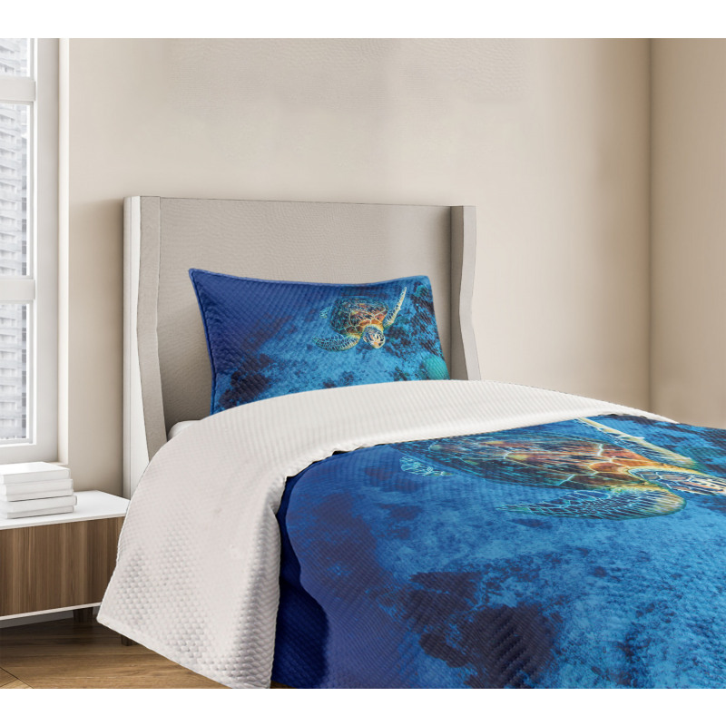 Oceanic Wildlife Bedspread Set