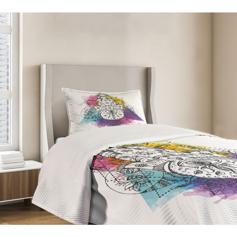 Hamsa Triangle Art Bedspread Set