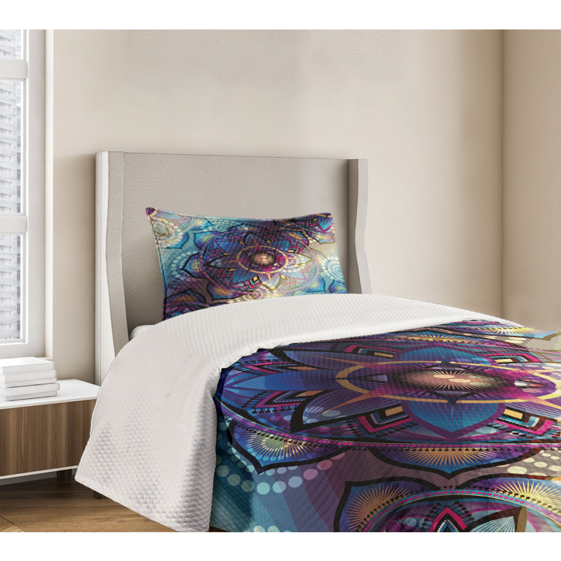 Diagonal Gradient Lotus Bedspread Set