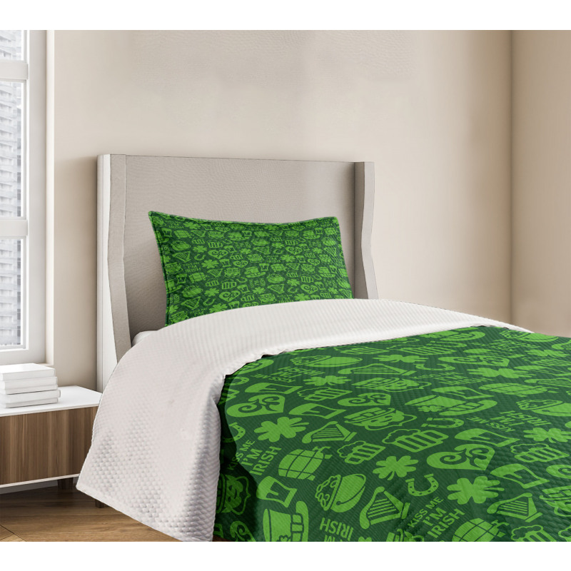 Kiss Me I'm Irish Humor Bedspread Set