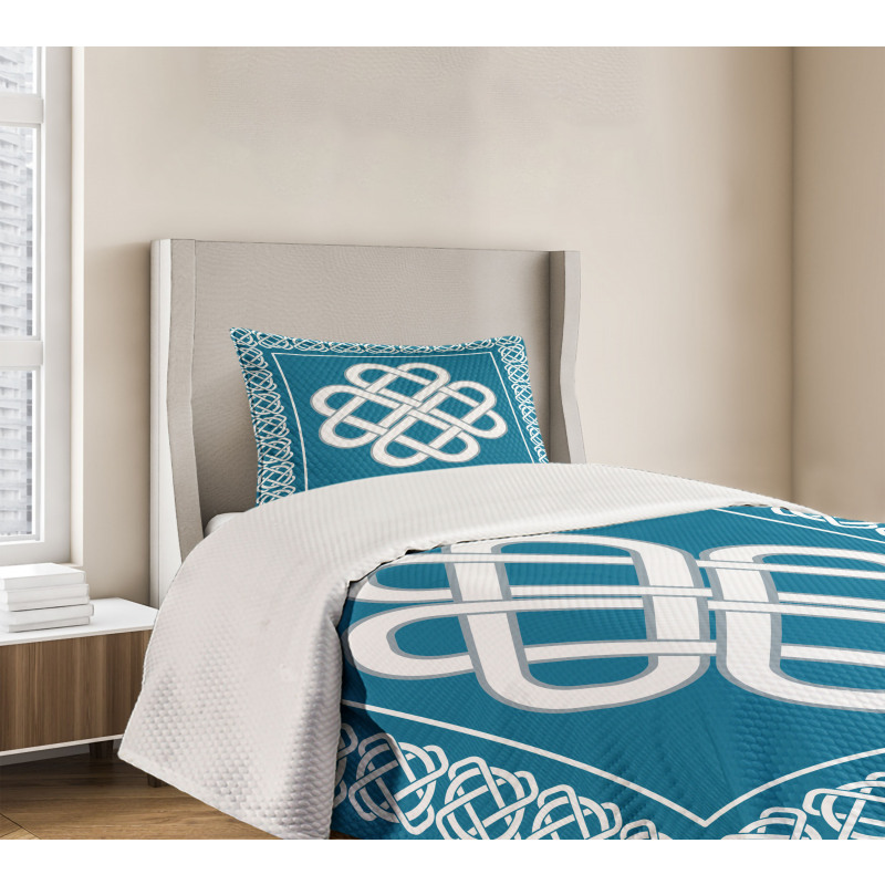 Celtic Love Knot Bedspread Set