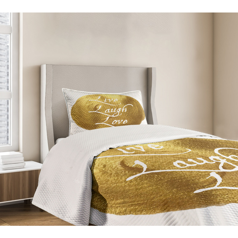 Big Spot Words Bedspread Set