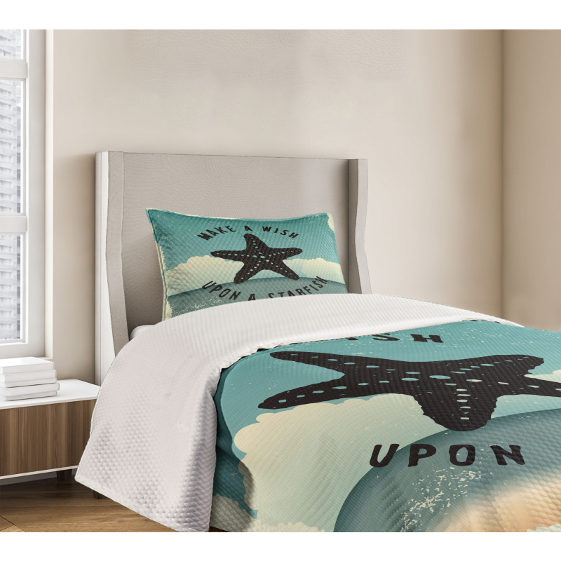 Words Grunge Bedspread Set