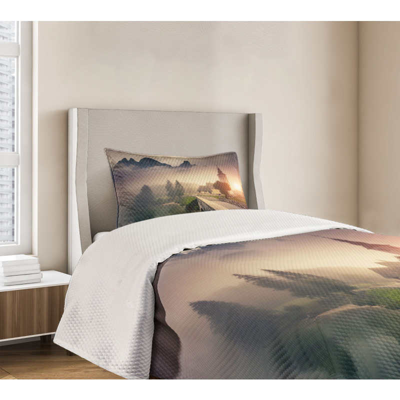 Foggy Morning Scenery Bedspread Set