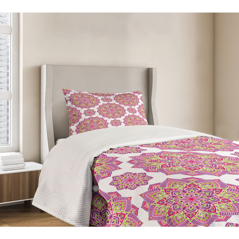 Lotus Essence Bedspread Set