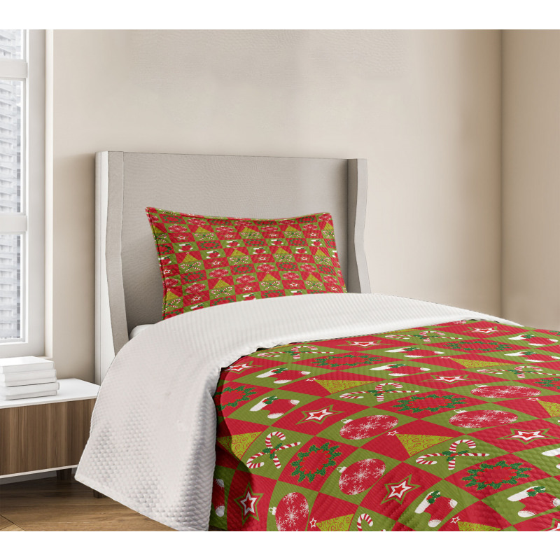 Xmas Eve Ornaments Bedspread Set