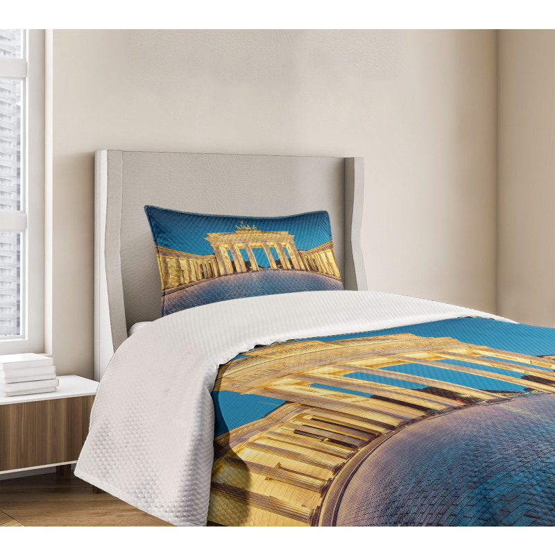 Brandenburg Gate Bedspread Set